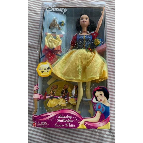 Disney Princess Snow White Dancing Ballerina Doll with Ballet Accessories - Picture 1 of 8